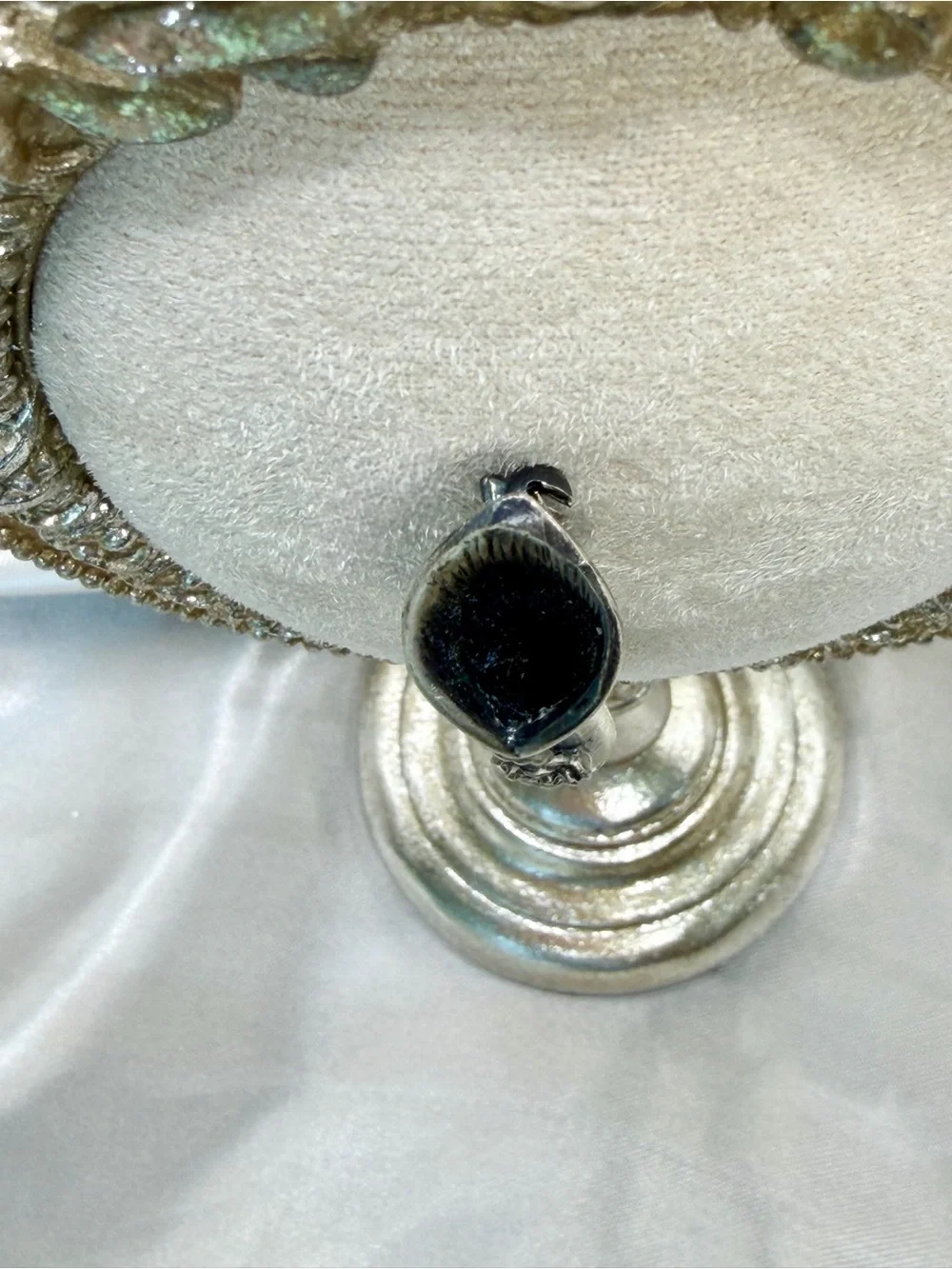 No brand vintage silver